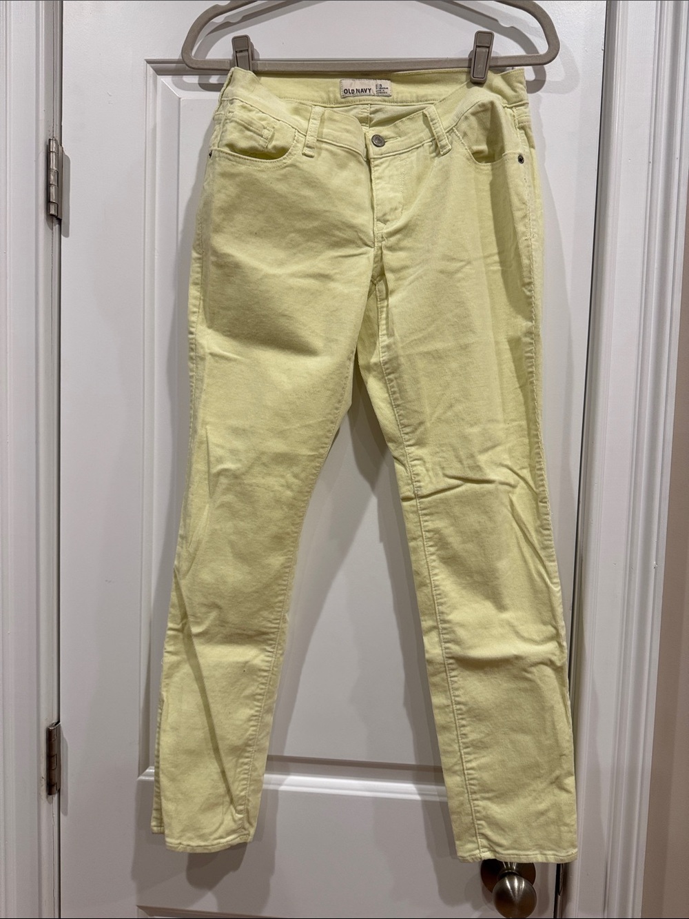 Old Navy Pale Yellow Straight Skinny Leg Corduroy Jeans Size 8